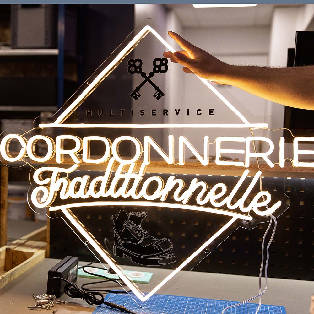 Une superbe enseigne avec impression du Plexiglas